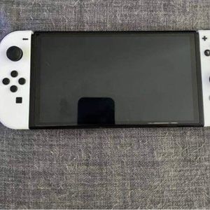 Nitendo Switch Modell OLED